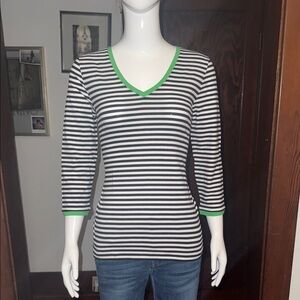 NWT Jones NY size Small Striped V-Neck Top with Green Accents